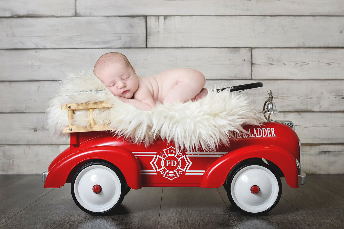 CT-Newborn-Photographer-2