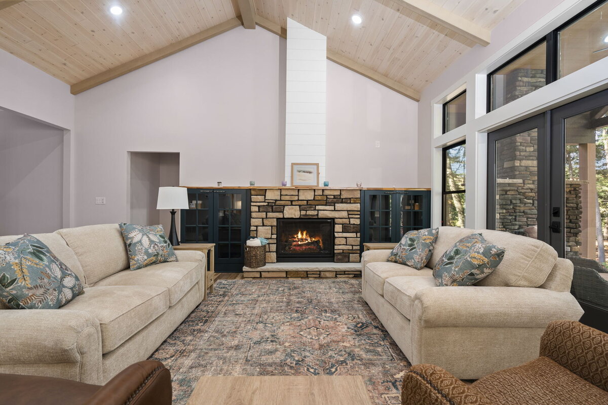 42-web-or-mls-JEL01875