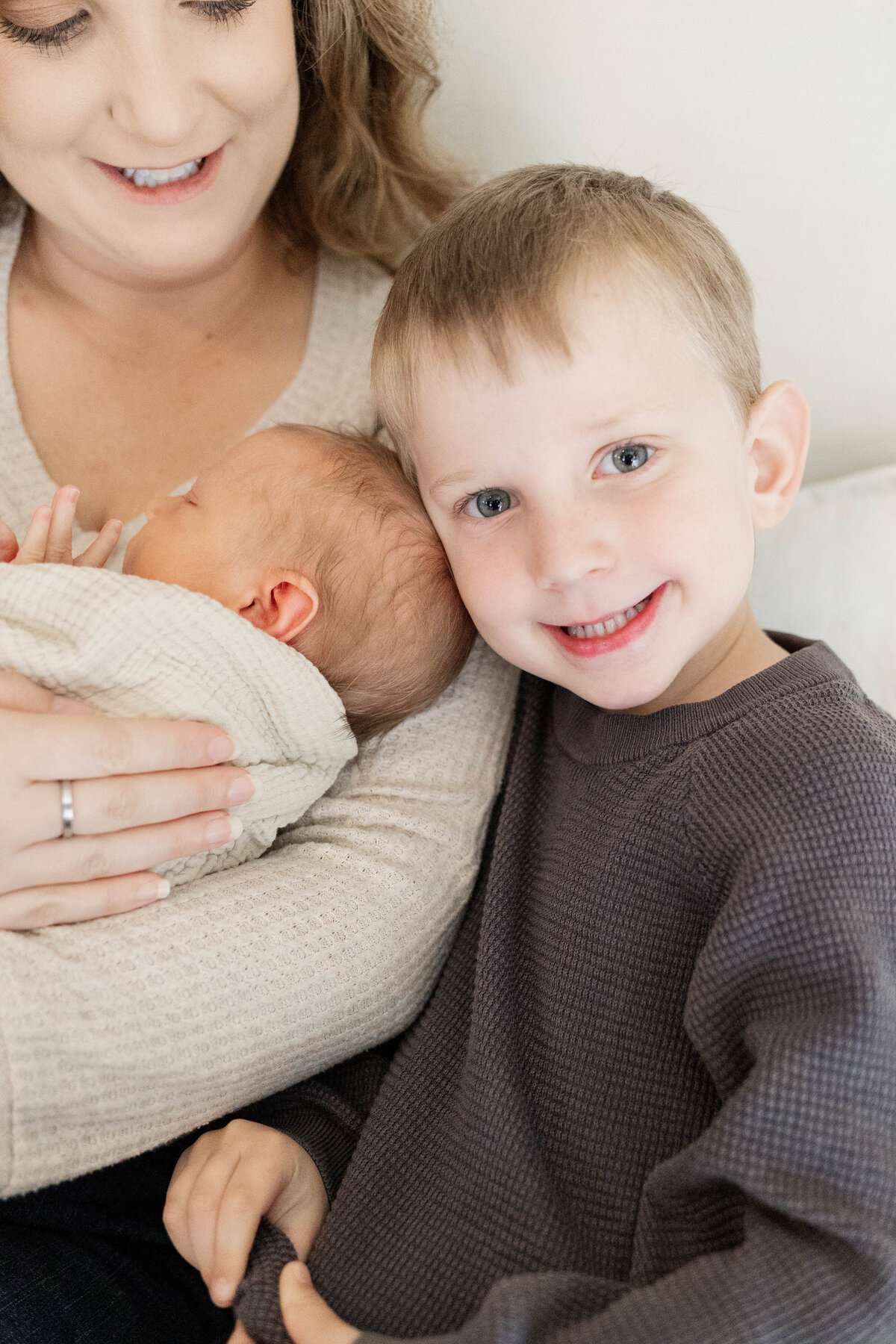 Cozy In Home New Born Session Jacksonville Florida Sydney Hodges Photography-3