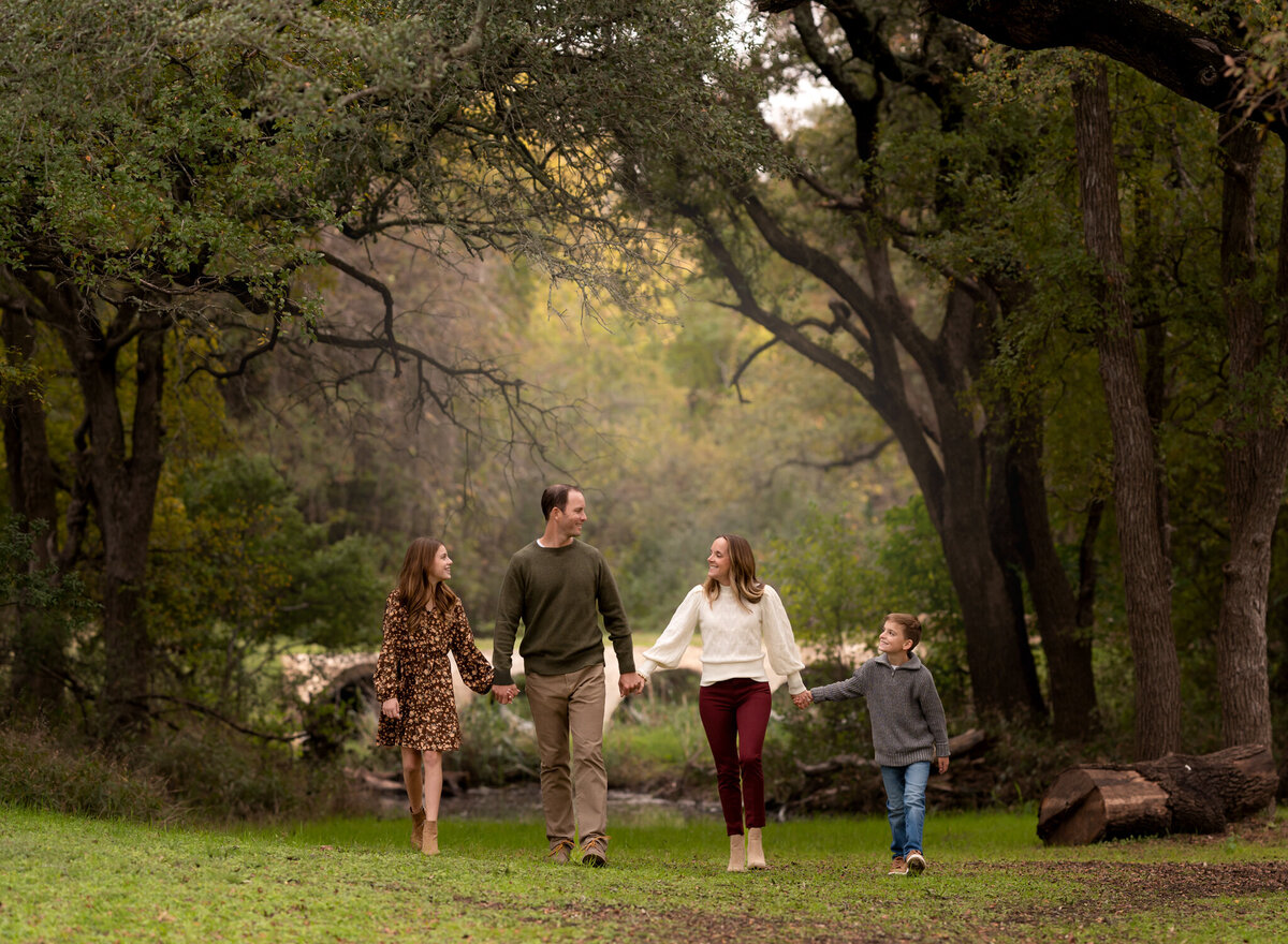 Family-Photographer-liberty-hill-6