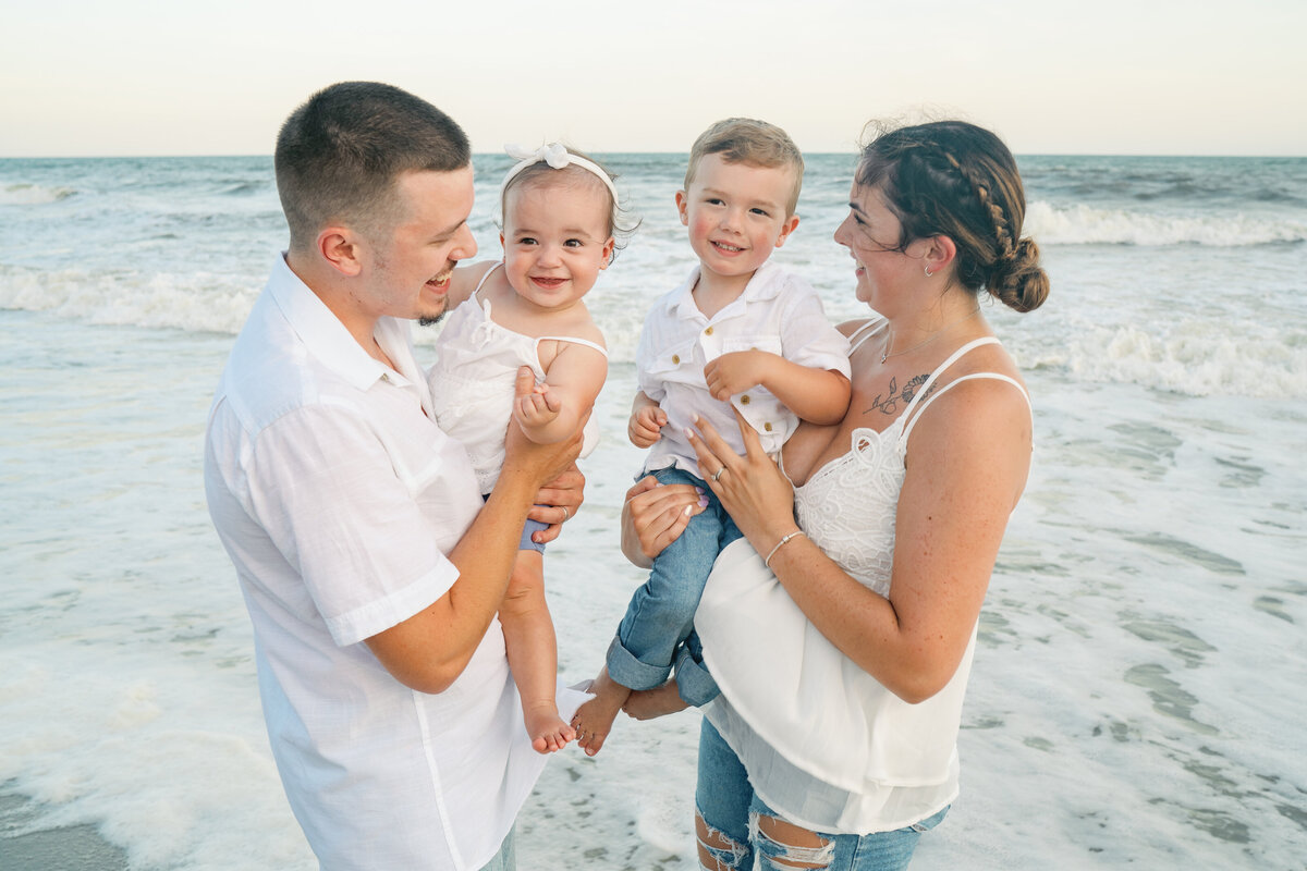 LoveFamily_2023_FoxtailCo-85