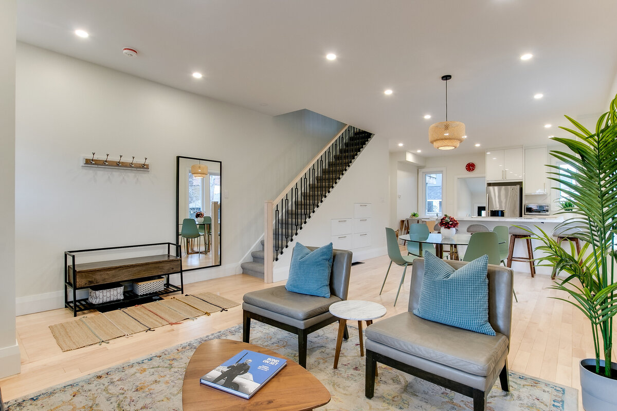 010_Living Room