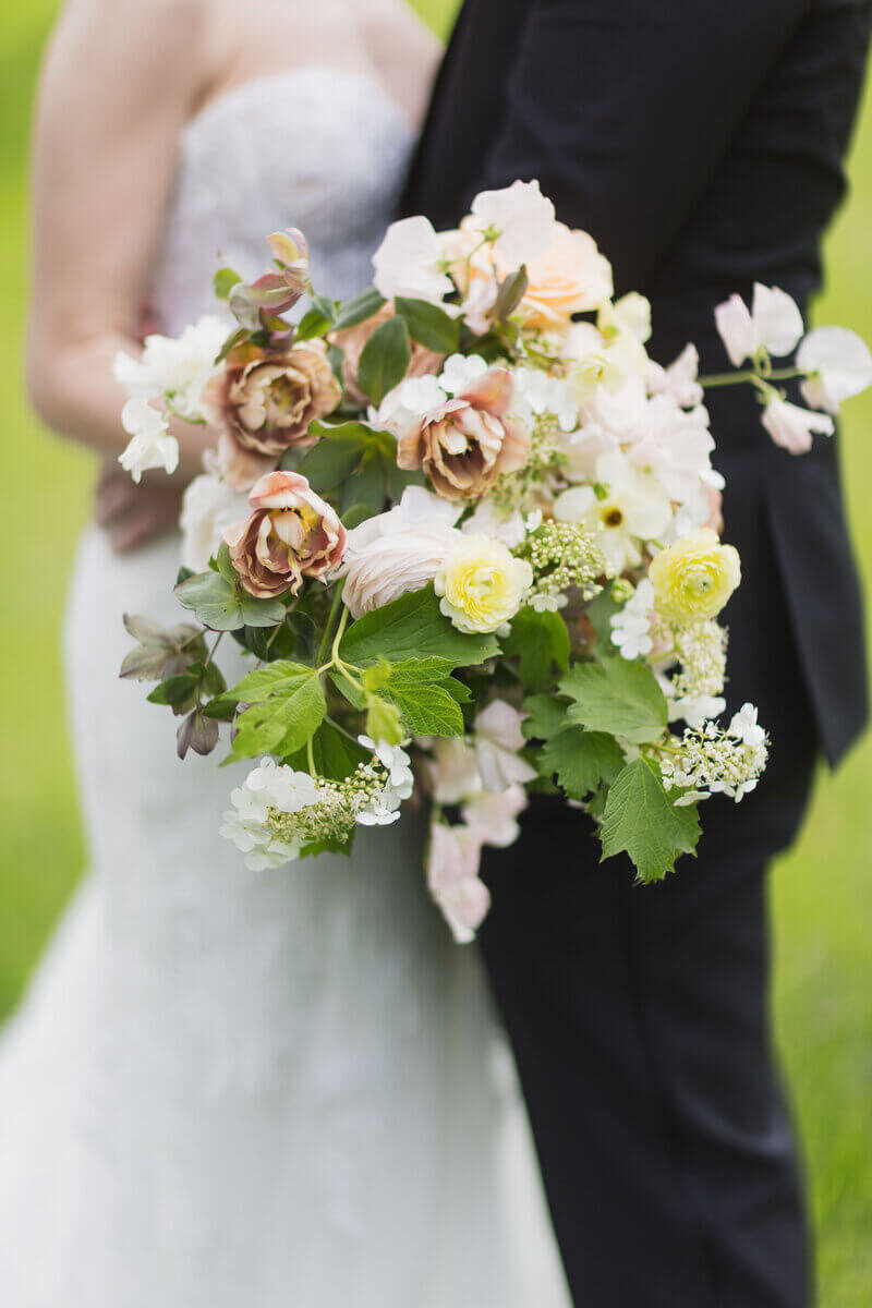 Flowers by best wedding planners in chicago