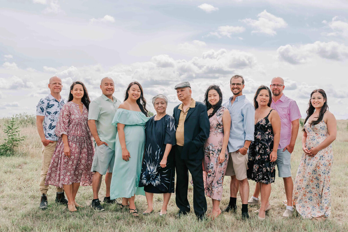 The mom and dad, their 5 daughters and their husbands. 