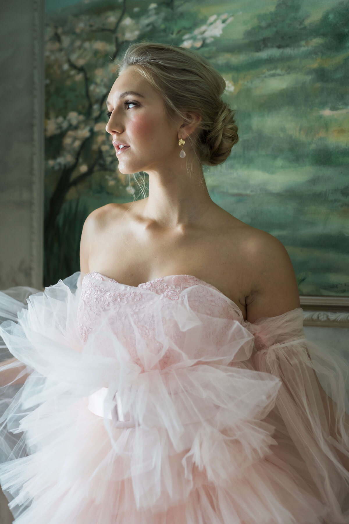 0404 Graydon Hall Manor British Vogue Editorial Toronto Wedding Lisa Vigliotta Photography