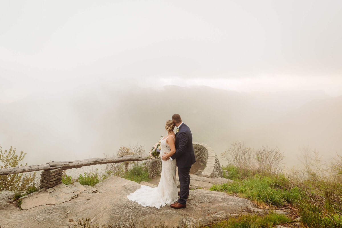 Wiseman's-View-NC-Elopement-53