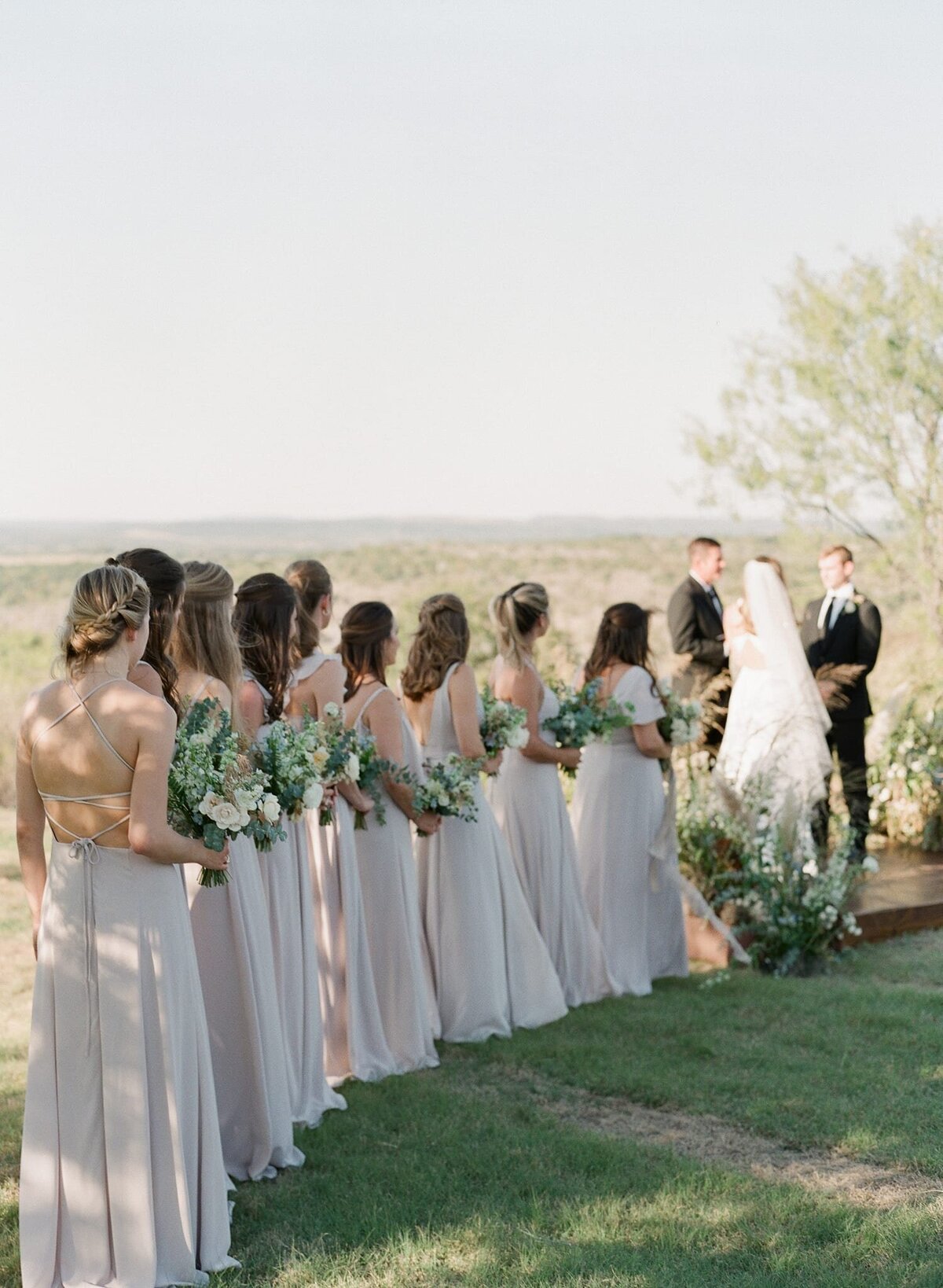 kendall-stephen-bw-theory-hill-country-wedding43_1