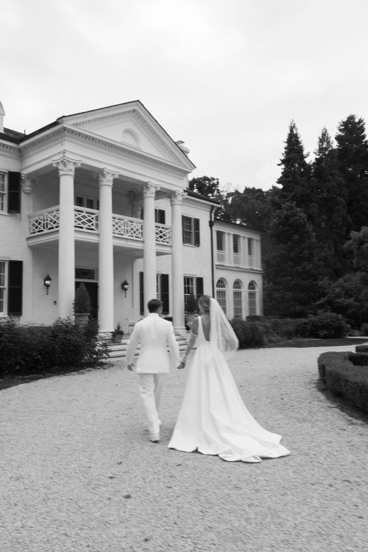 Bride and Groom Portraits by Virginia Wedding Photographer