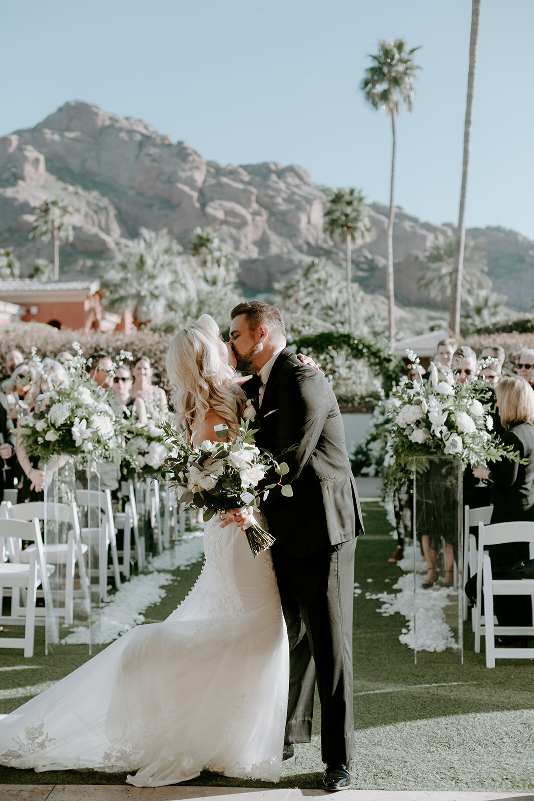 Classic Scottsdale, Arizona wedding celebration planned by BTO Events