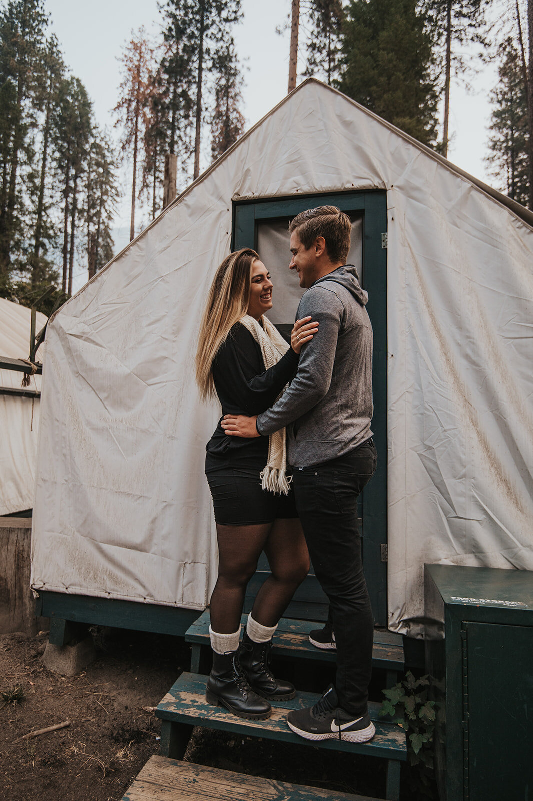 Yosemite-Couples-Photographer-21