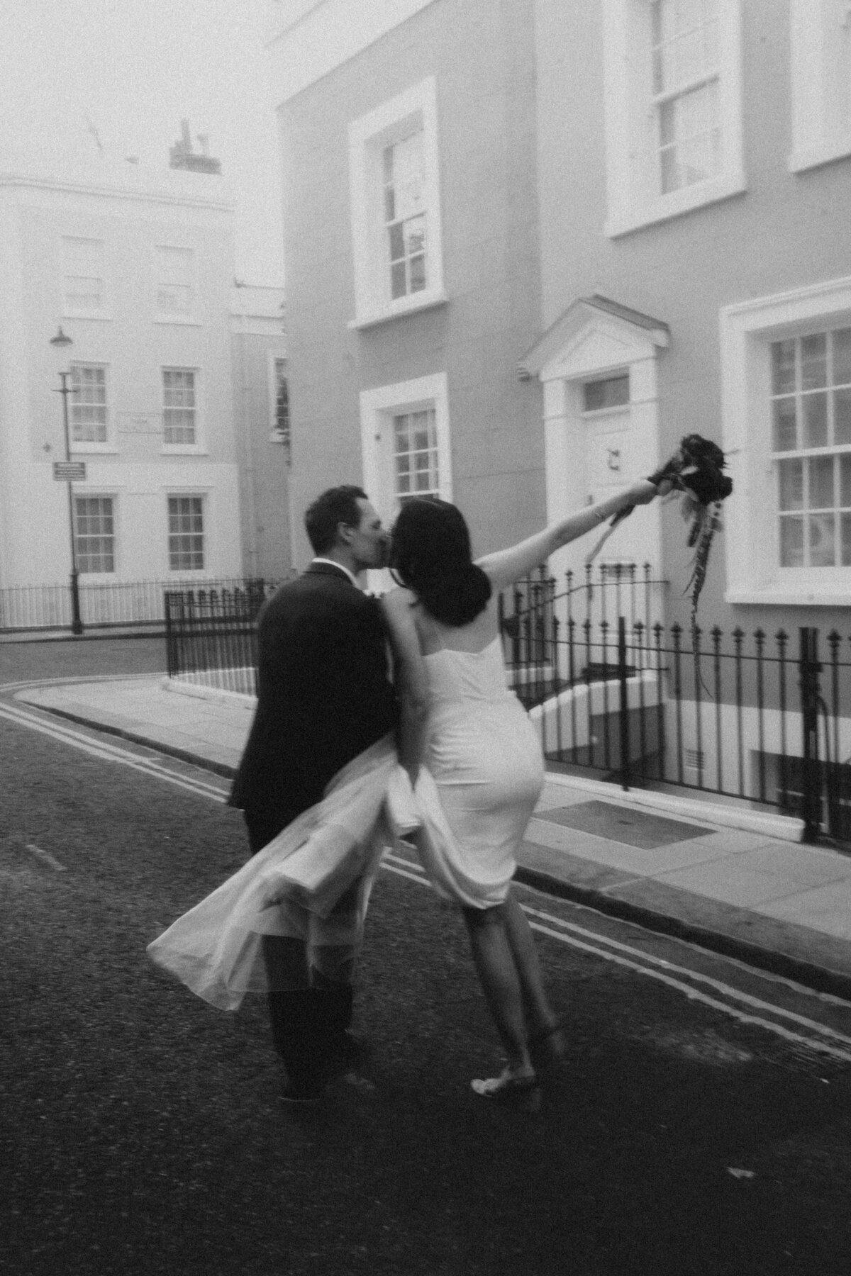Hannah+Luke london elopement_DominiqueMacPhoto89