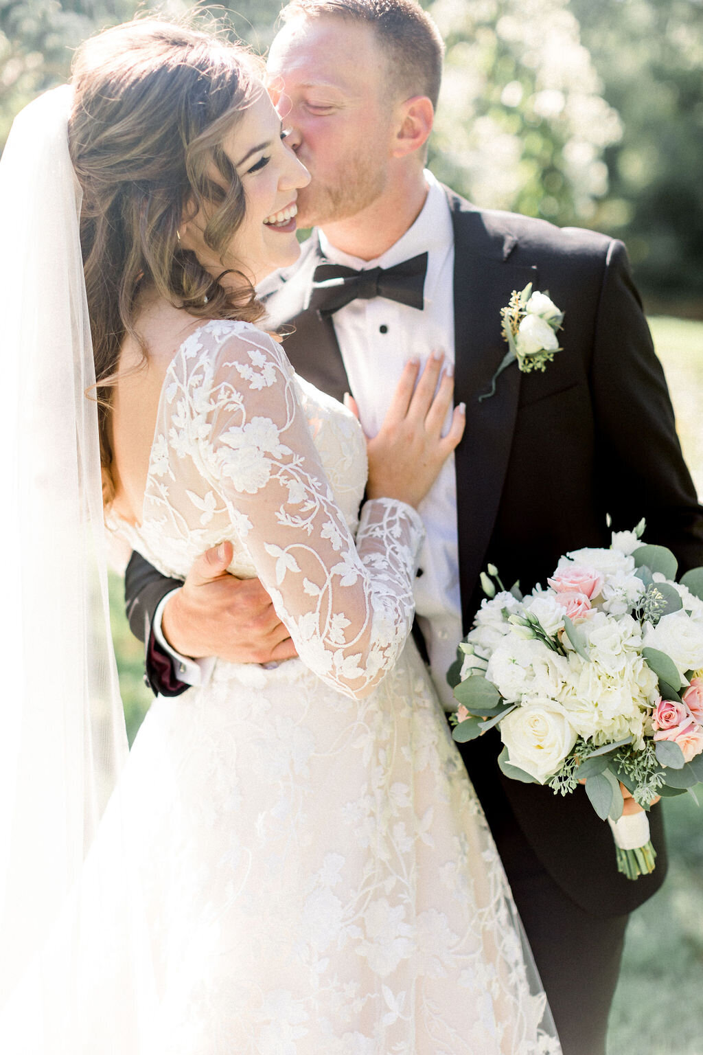 Hannah&Jonathan2022,LauraFootePhotography(1of1)-2