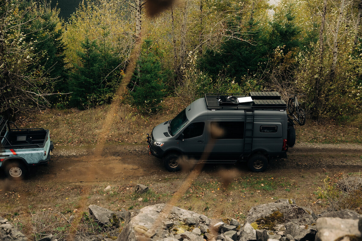 1_SummitSeeker_251013_BMV_#125_SlowFastcreative_1449