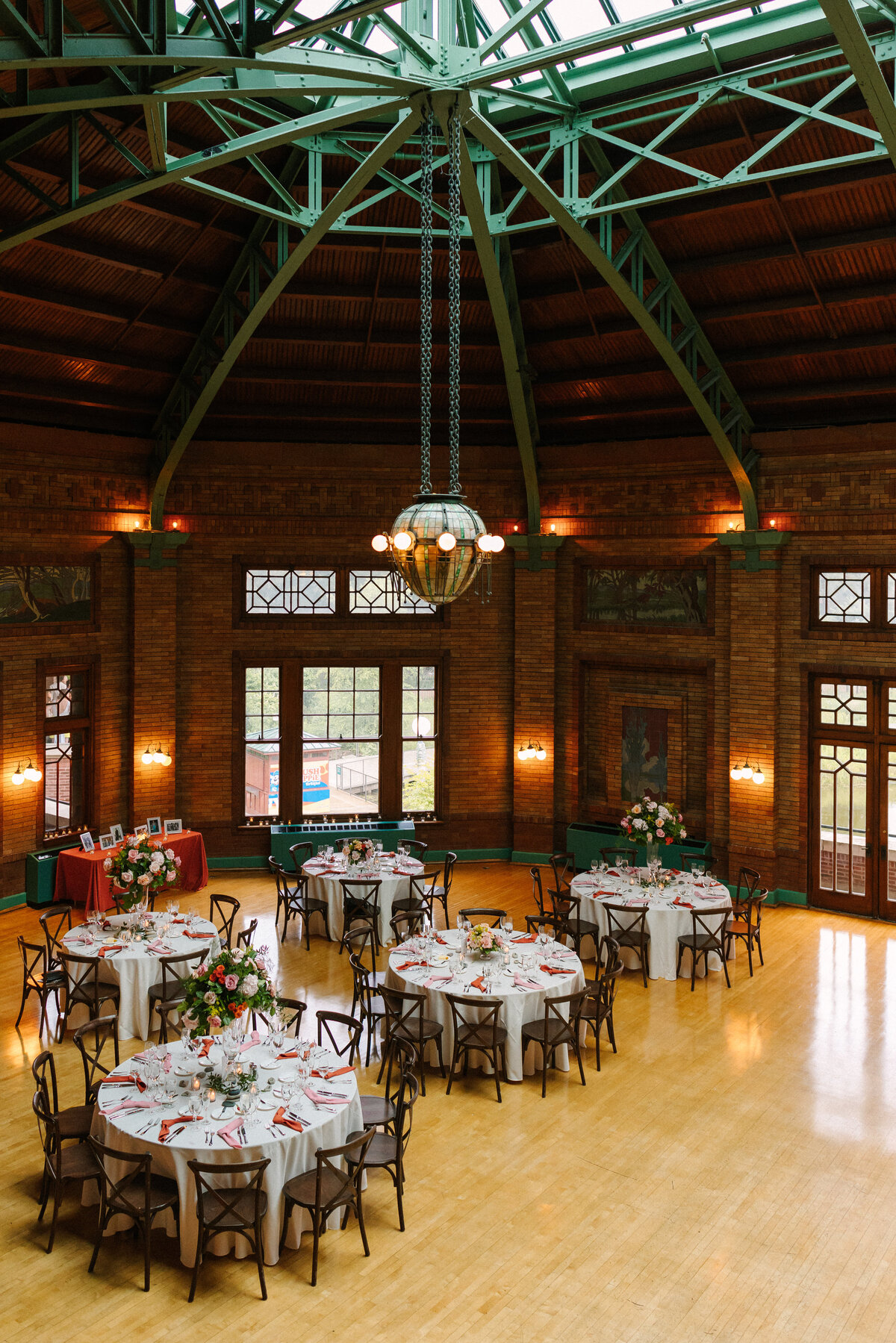 Ed and Aileen Photography Chicago Illinois Digital Film Wedding Engagement Photographers Destination Cafe Brauer38