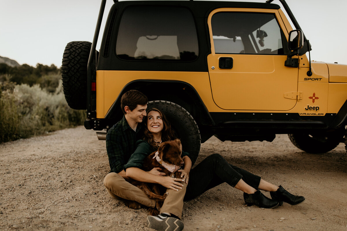Sandia-Foothills-Jeep-Engagement-Photos-New-Mexico-36