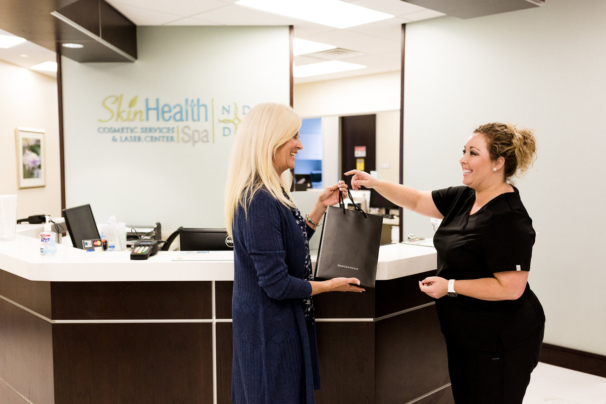 Flashstock_Skinceuticals_AlexaVossler-48