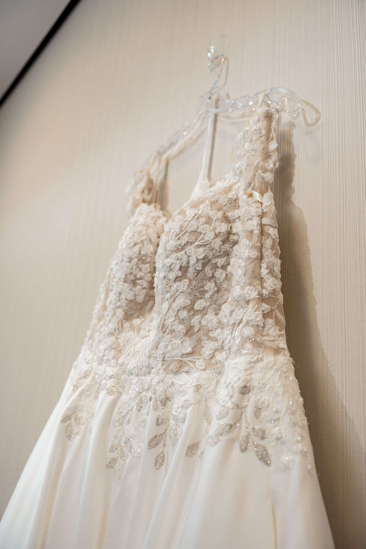 bride-wedding-dress