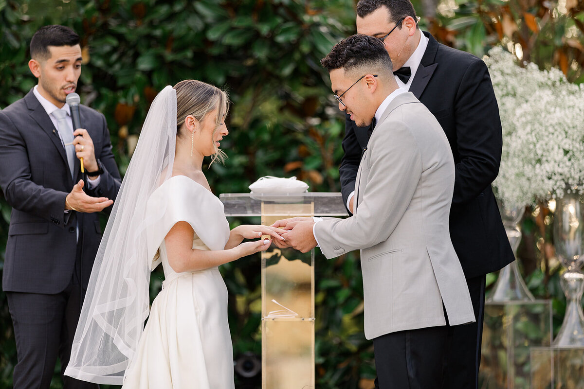 Lorena Ferraz and Gustavo Antonio Wedding _ Marissa Reib Photography _ Tulsa Wedding Photographer-572
