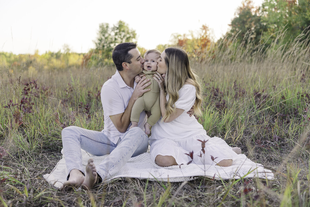 Jennifer Kamen Photography Minneapolis St. Paul Minnesota Tampa Florida Destination Wedding Engagement Lifestyle Newborn Family Photographer fineartfamilyphotographer