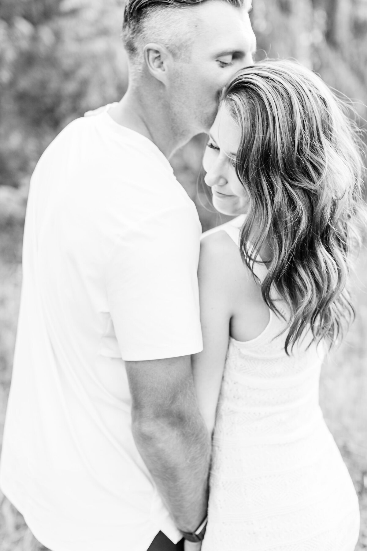 Stephanie and Garrett Engagement Sneak Peeks - Dylan and Sandra Photography -20