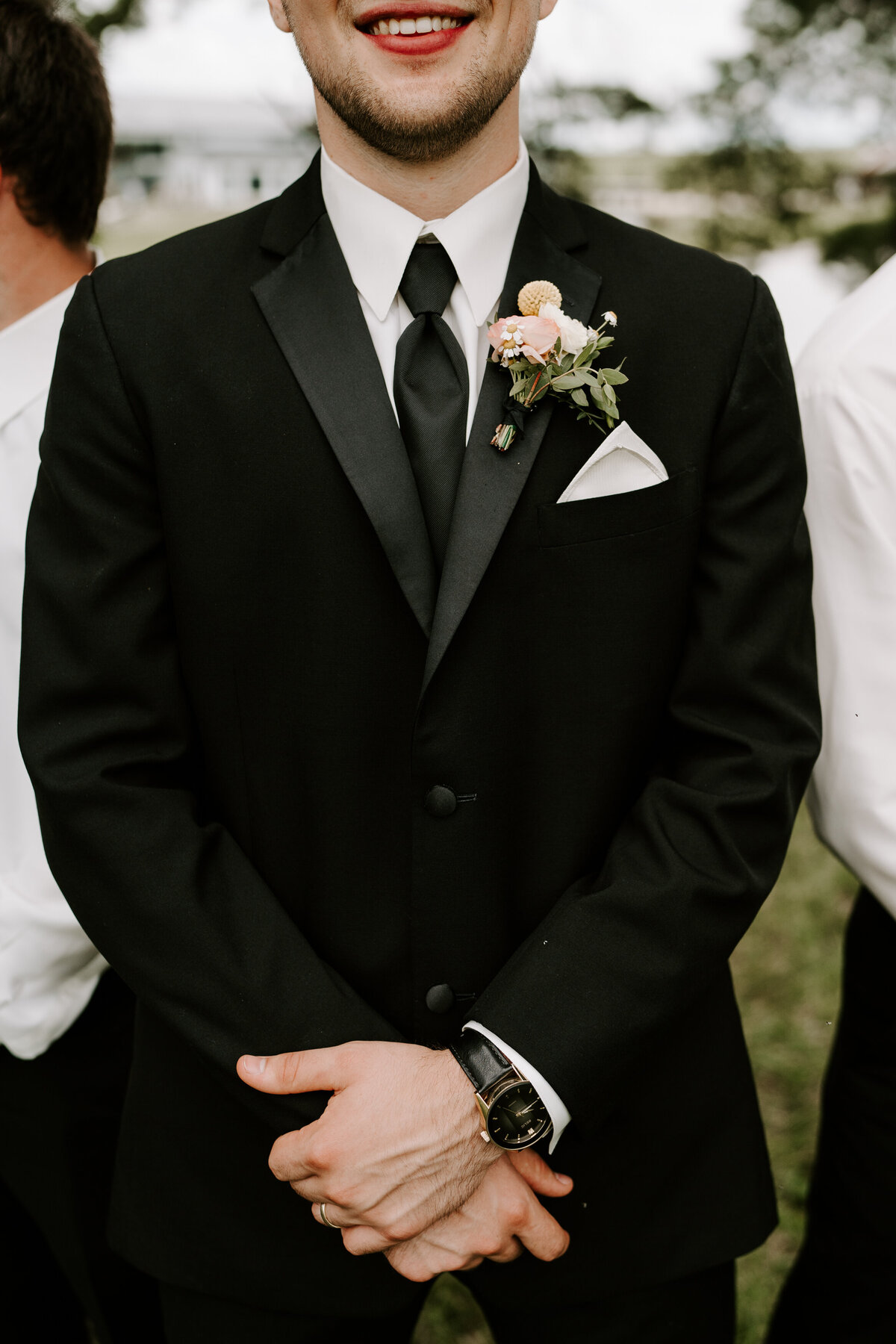 kraber-the-gathering-grounds-iowa-wedding-72