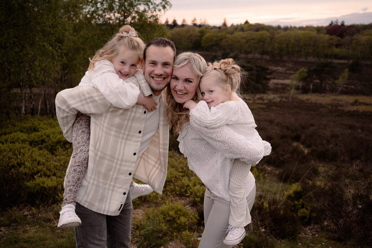 Joenne-Bokhorst-Fotografie-gezinsshoot-lente-Apeldoorn-7