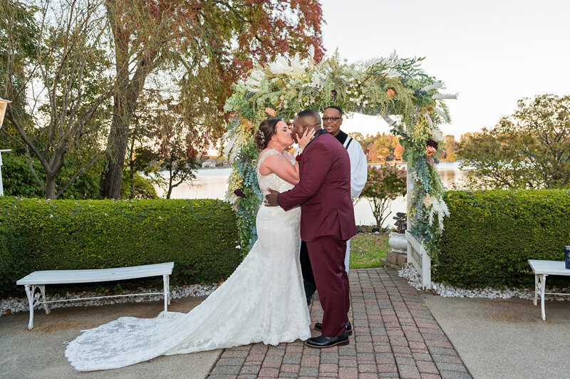 Detroit Wedding Photographer Victoria Wedding Chapel-160