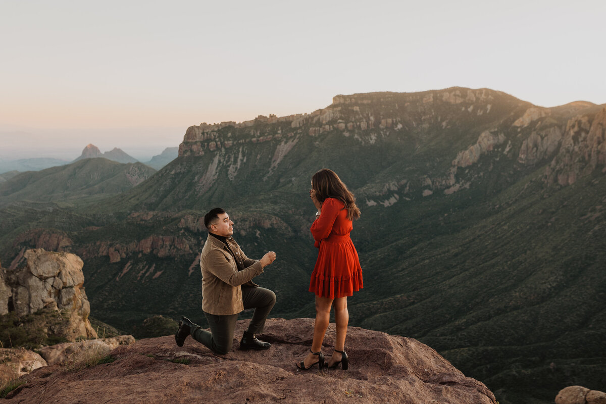 TessLesliePhotos-big-bend-surprise-proposal-040