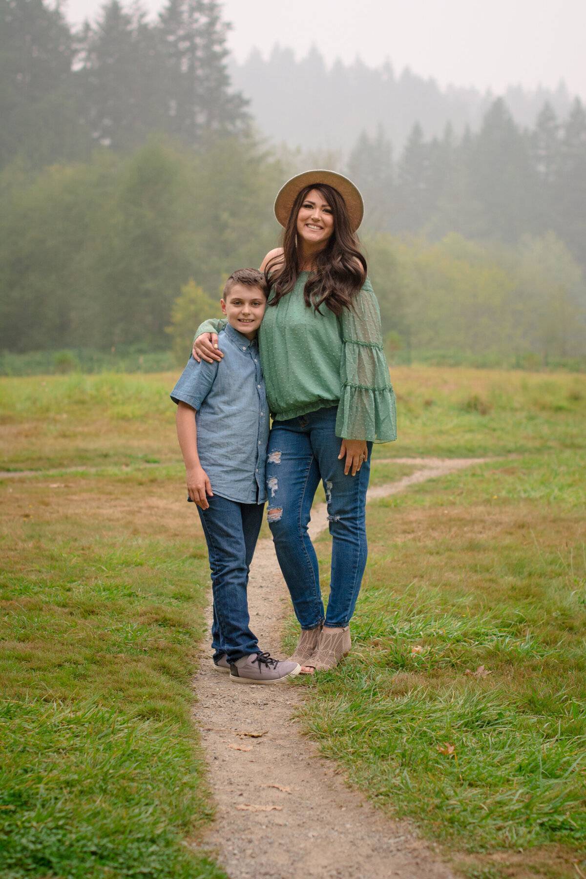 Sammamish and Issaquah Family Photographer Evans Creek Park Session