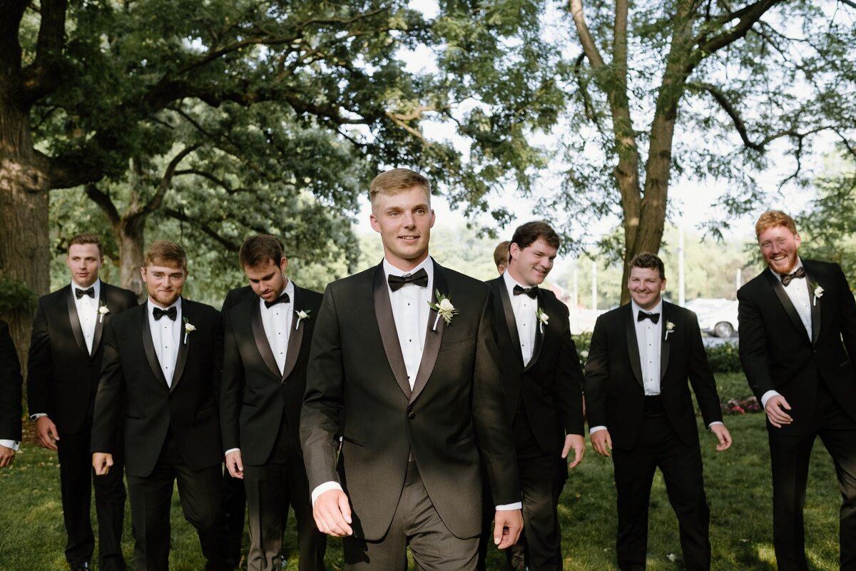 Nichole-Babiez-Photography-Dunham-woods-Geneva-Illinois-Wedding-luxury-editorial-timeless-modern-candid-bride-inspiration-chicago-photographer--67