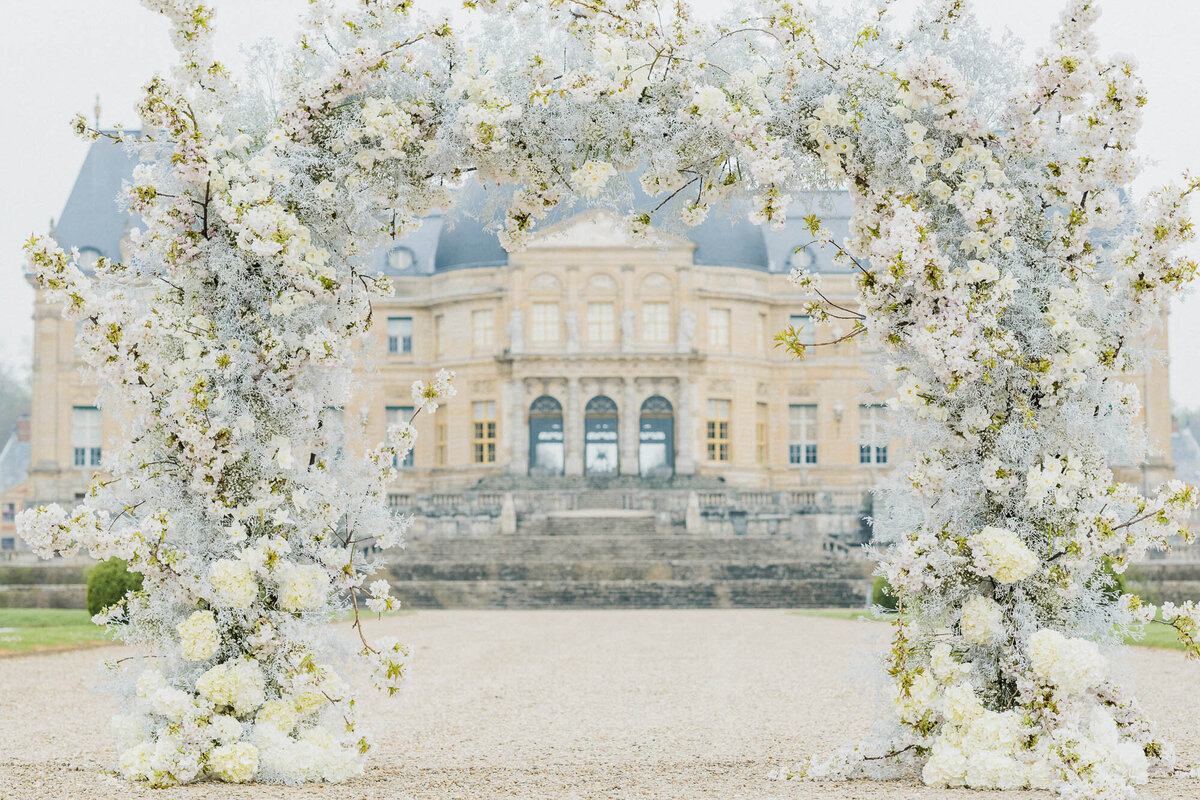 CapucineAtelierFloral_FloralDesigner_Vaux-le-Vicomte_Wedding_Shooting_05