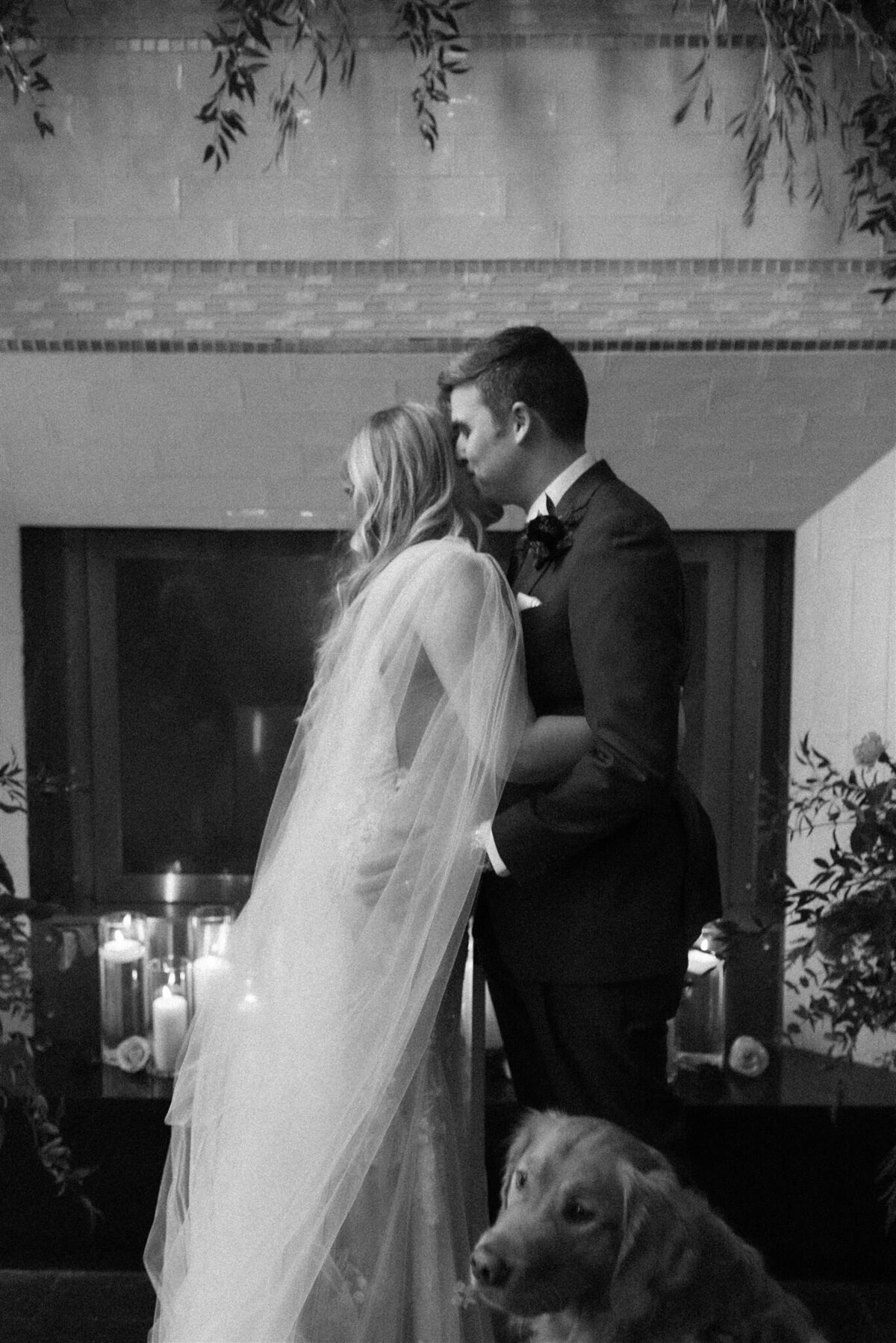 ottawa-chic-restaurant-wedding-julia-garcia-prat-luxury-wedding-photographer-2_websize