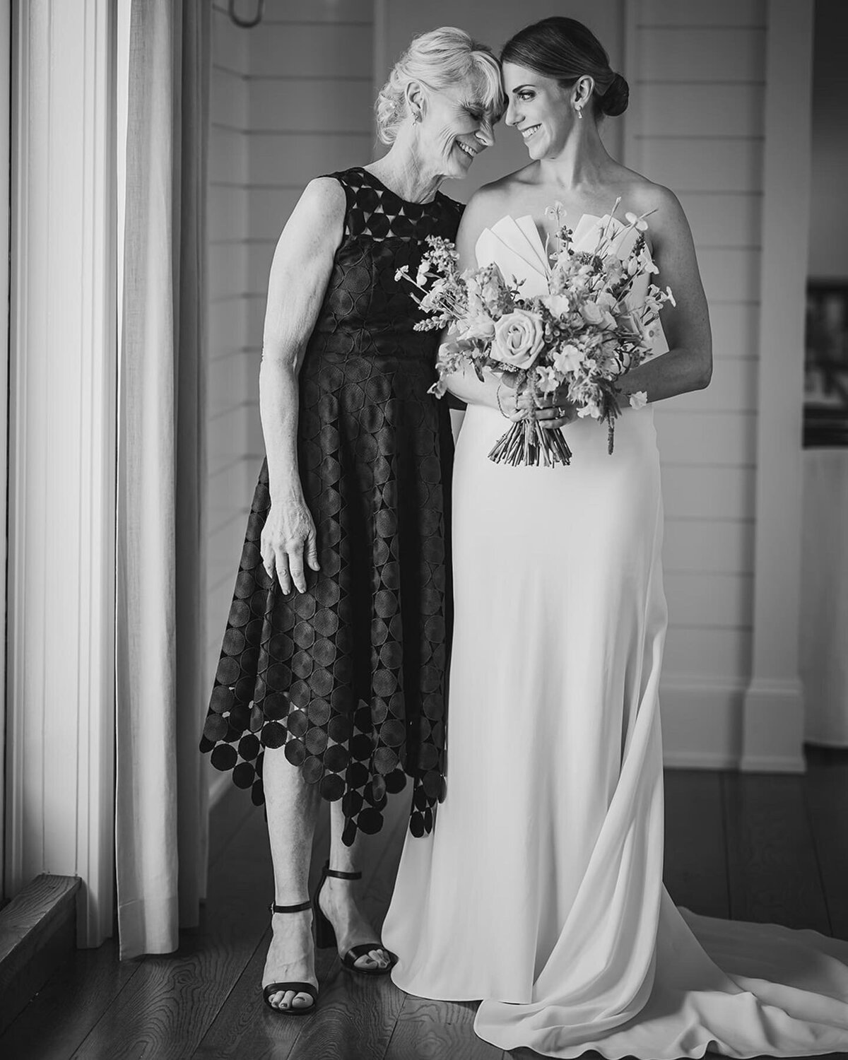 erica-renee-beauty-hair-and-makeup-duo-traveling-team-North-Fork-Long-Island-mother-daughter-natural-NYC-peconic-bay-yacht-club-southold-NY