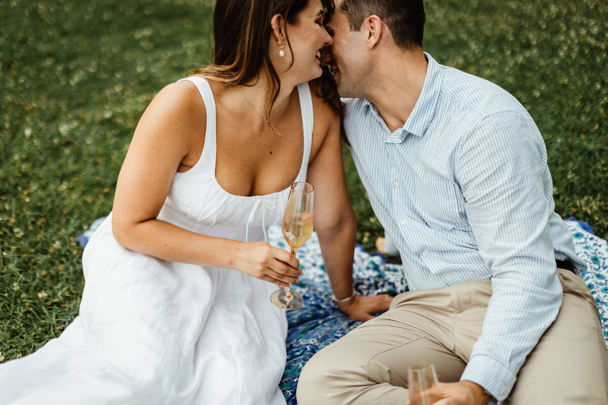 Nicole-Marcelle-Photography_059_waveny-park-engagement-session