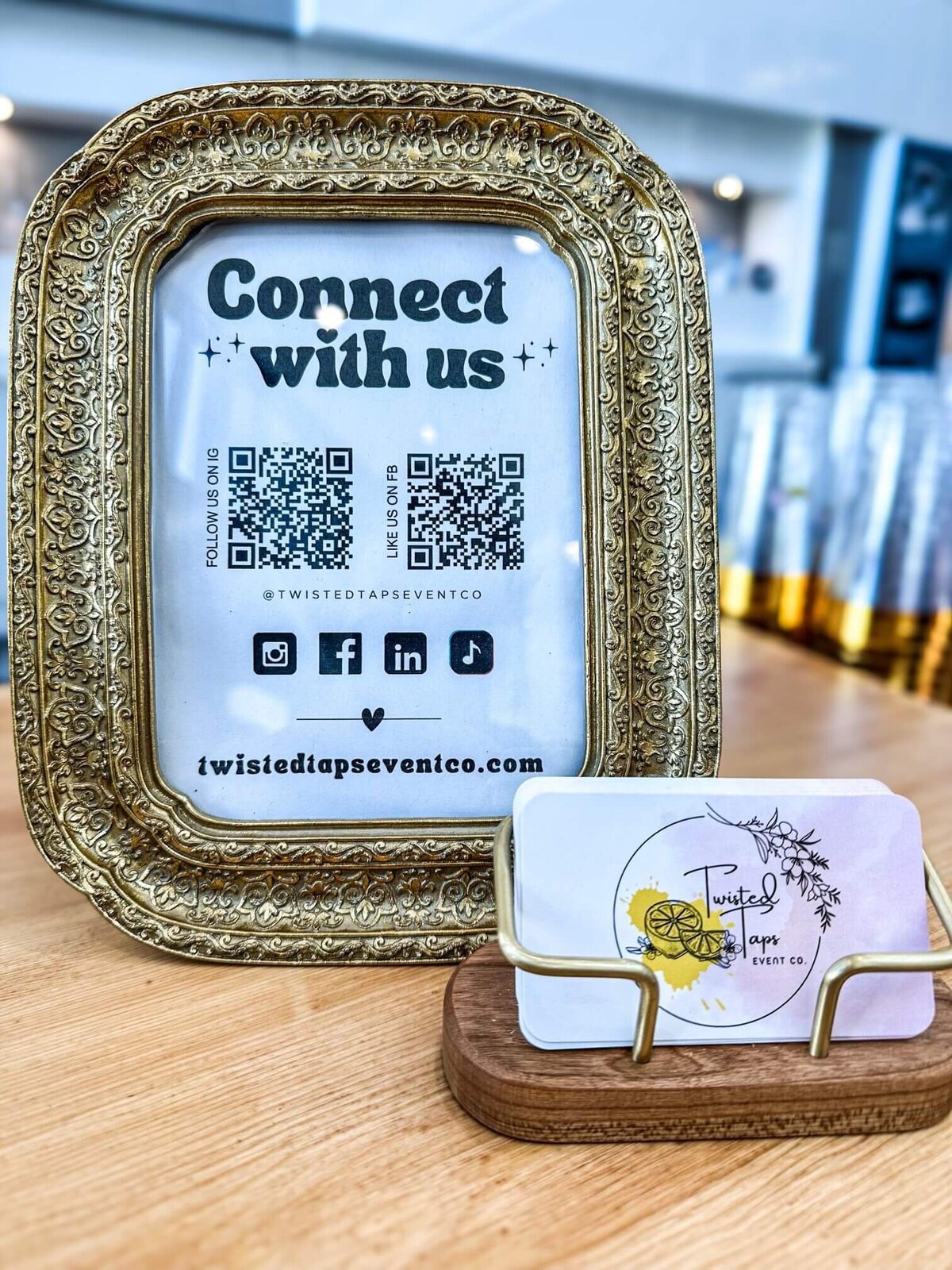 mobile-bar-pop-up-toronto-corporate-event-june-2024 (7)