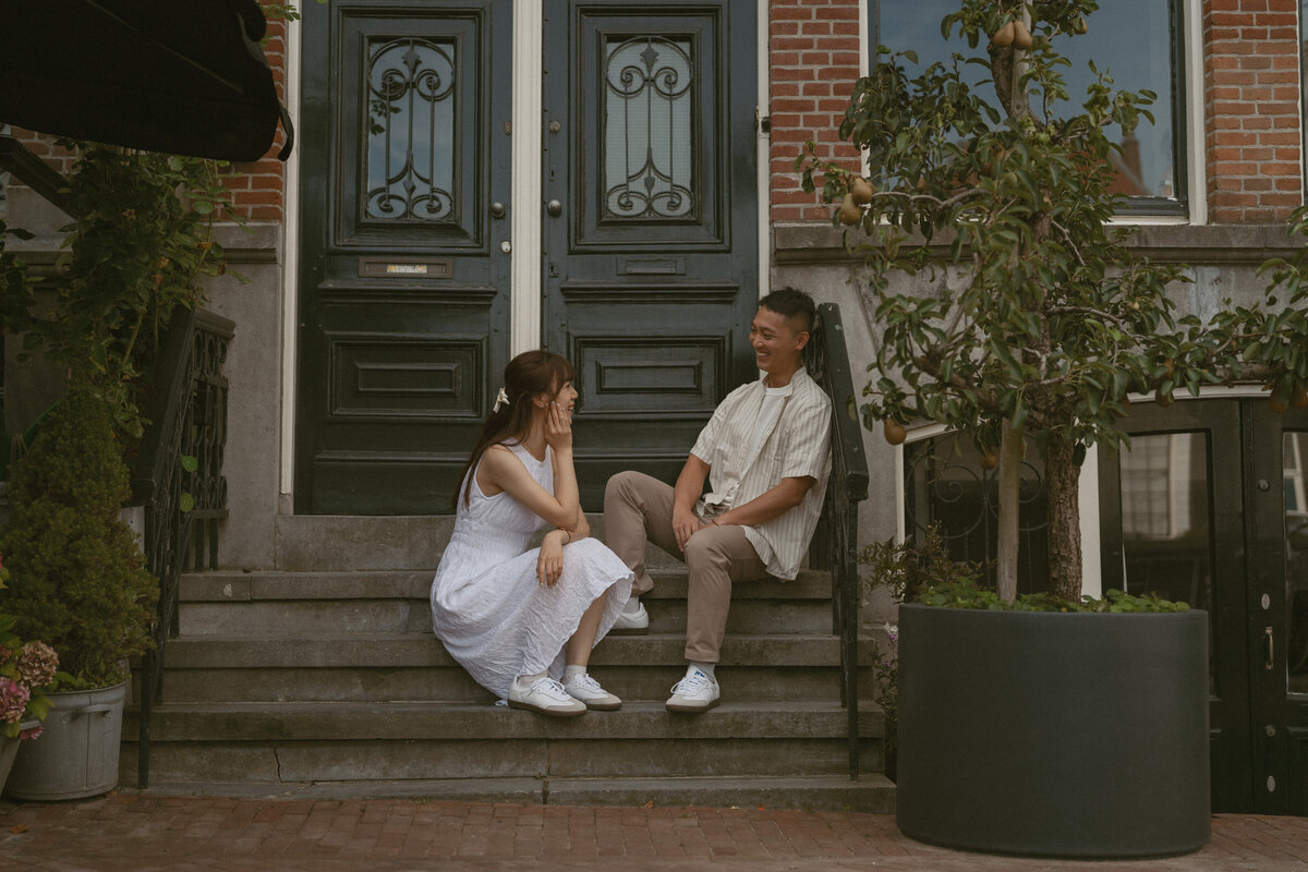 boat-engagement-photoshoot-couple-photographer-amsterdam-inhosuecapture-1