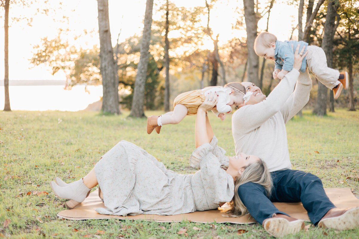 North Dallas woodsy family session with twins. Session location was Flower Mound, TX.