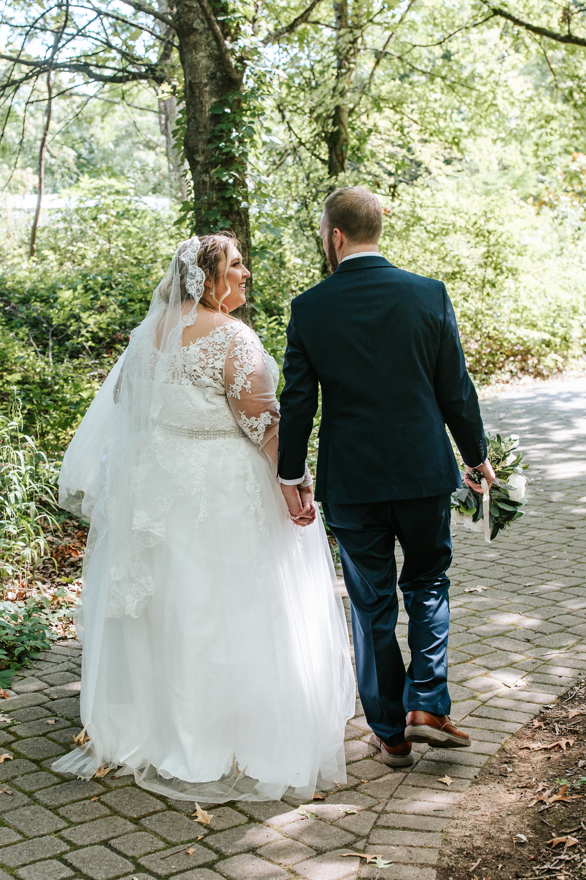 Intimate Backyard Wedding | Knoxville, TN  | Carly Crawford Photography | Knoxville Wedding, Couples, and Portrait Photographer-324482
