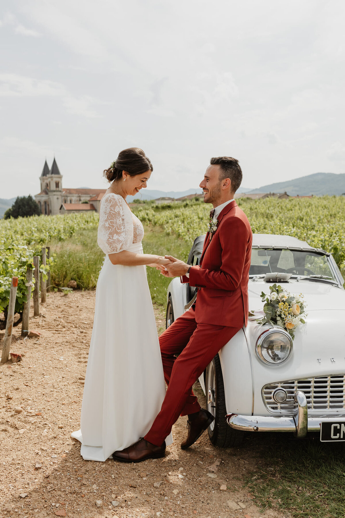 Violaine-et-Damien-mariage-couple-exterieur-vignes3