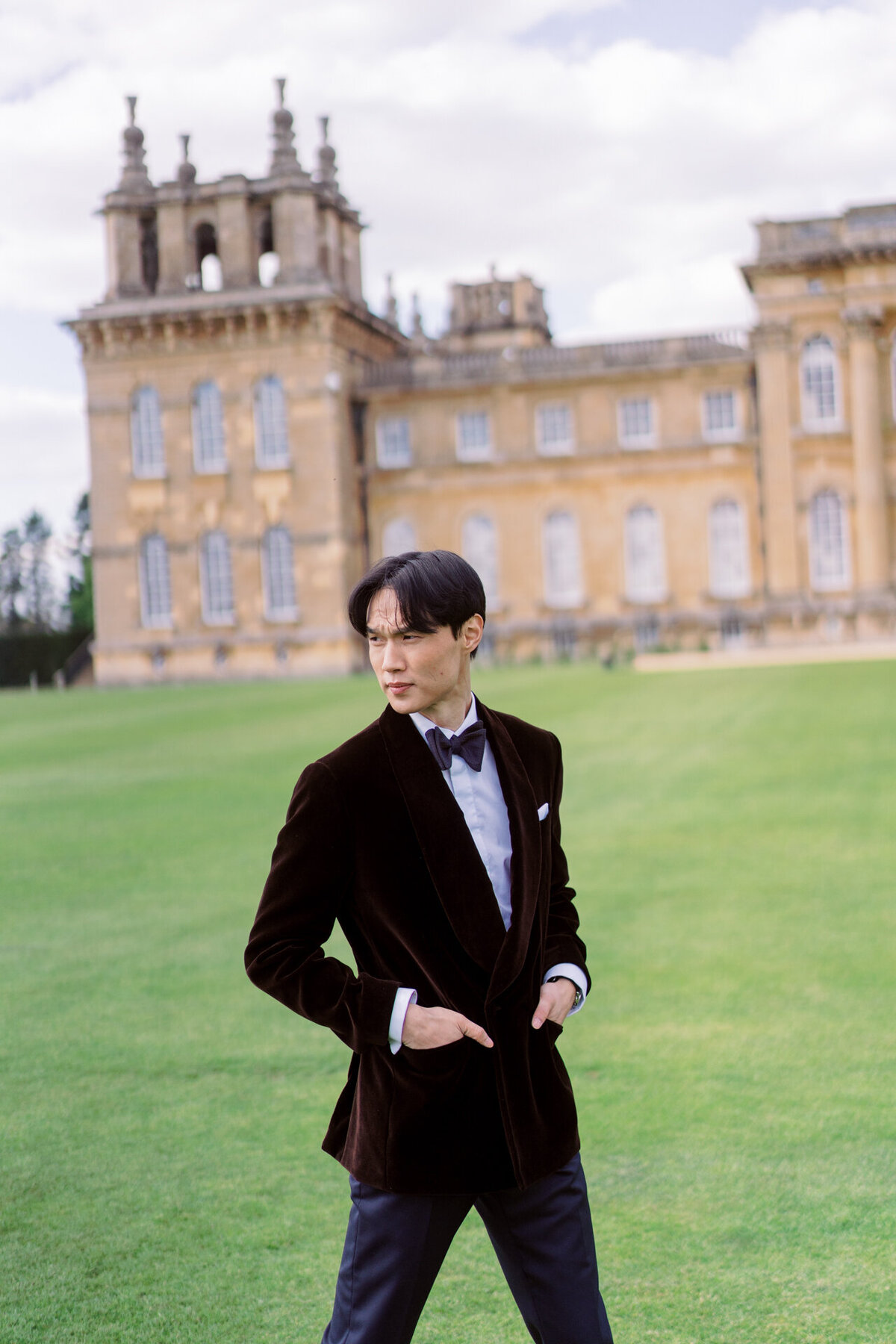 groom portrait at Blenheim palace