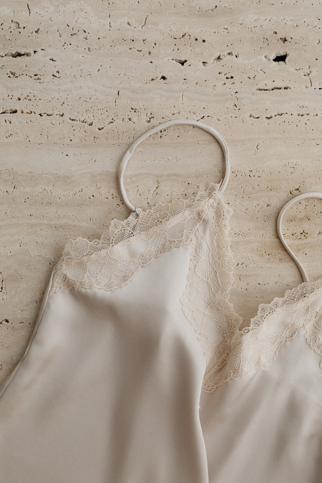 kaboompics_cream-nightgown-with-lace-trim-31784