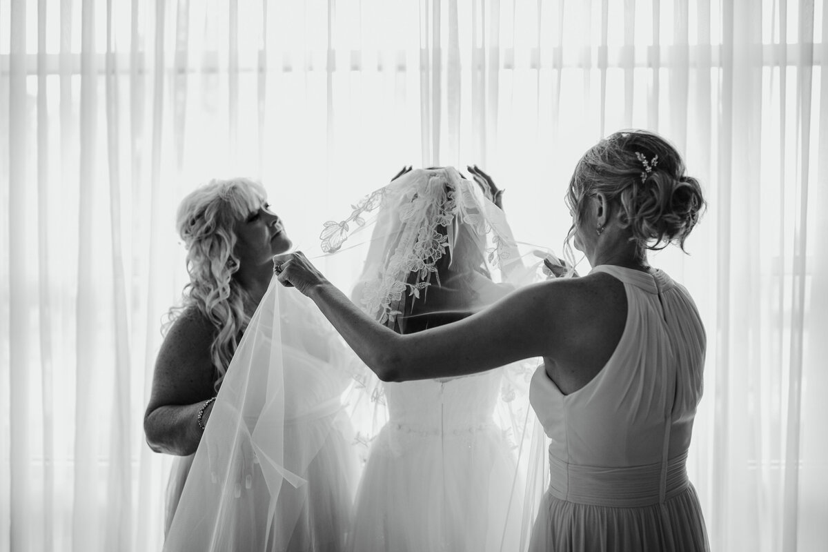 Threw-Wedding-48