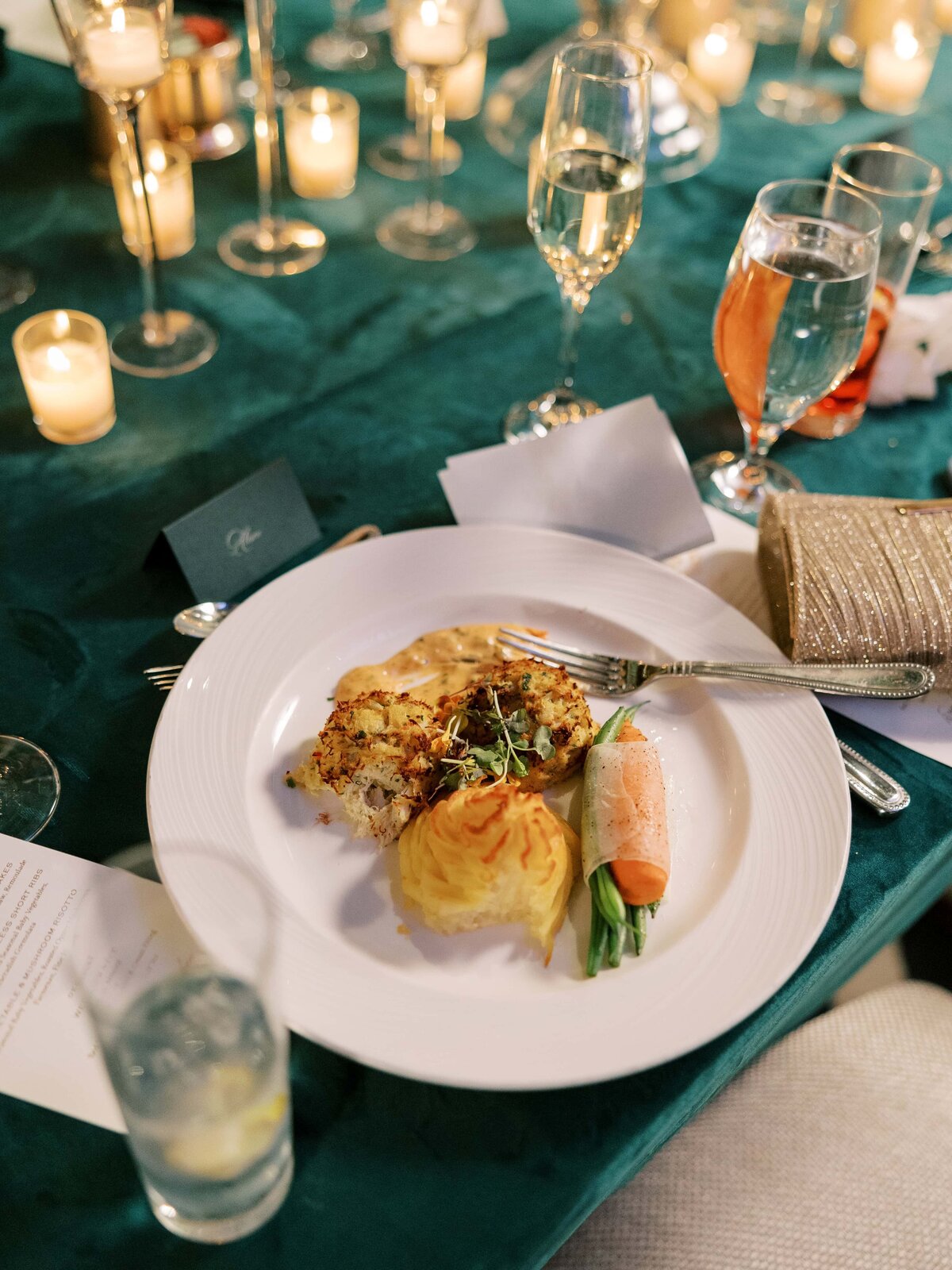 Danielle-Defayette-Photography-The-Willard-Wedding-DC-1107