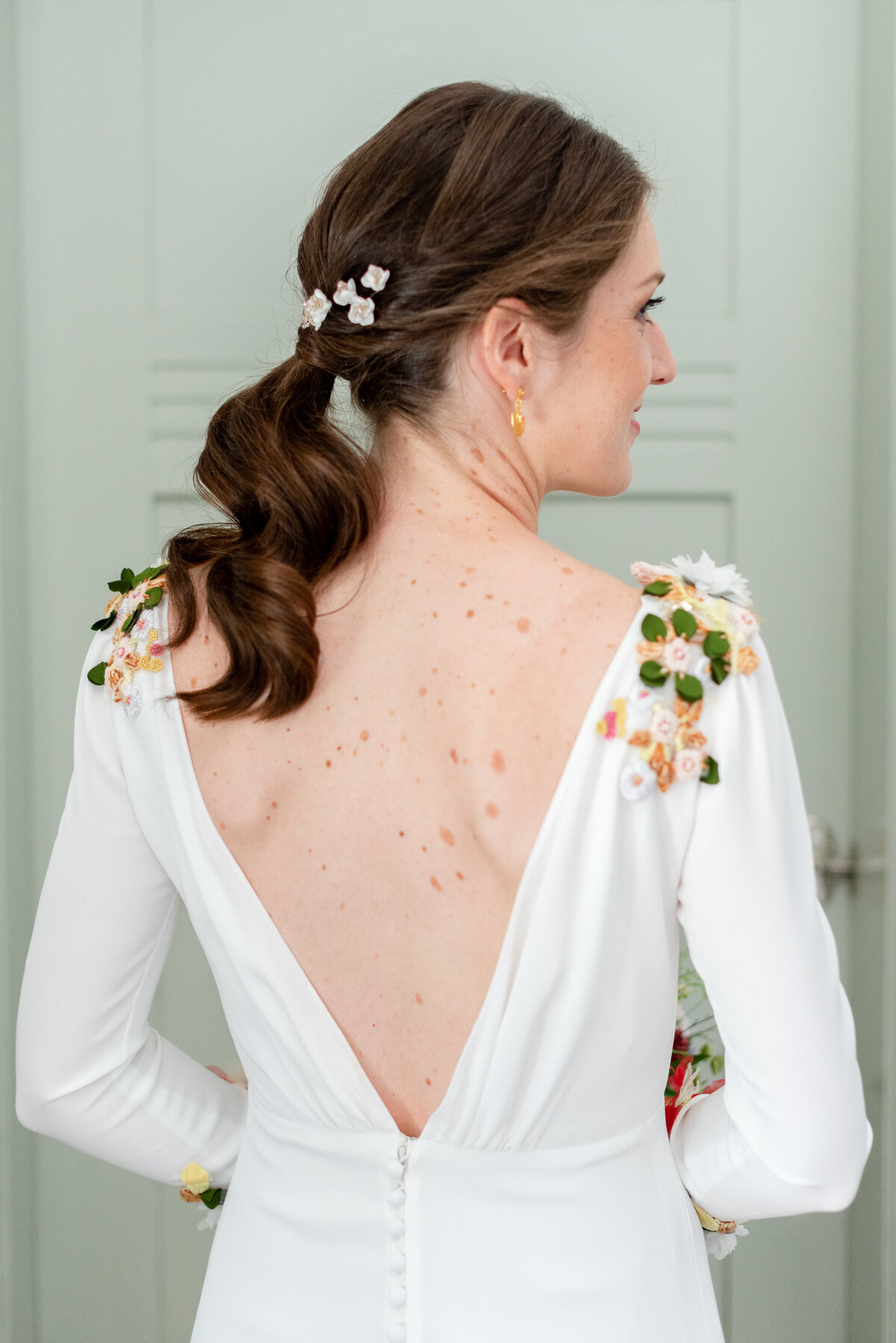 Sarah Schöb - Professional_Makeup_Artist_Schweiz_Bridal_Styling_RealbrideLéonie12