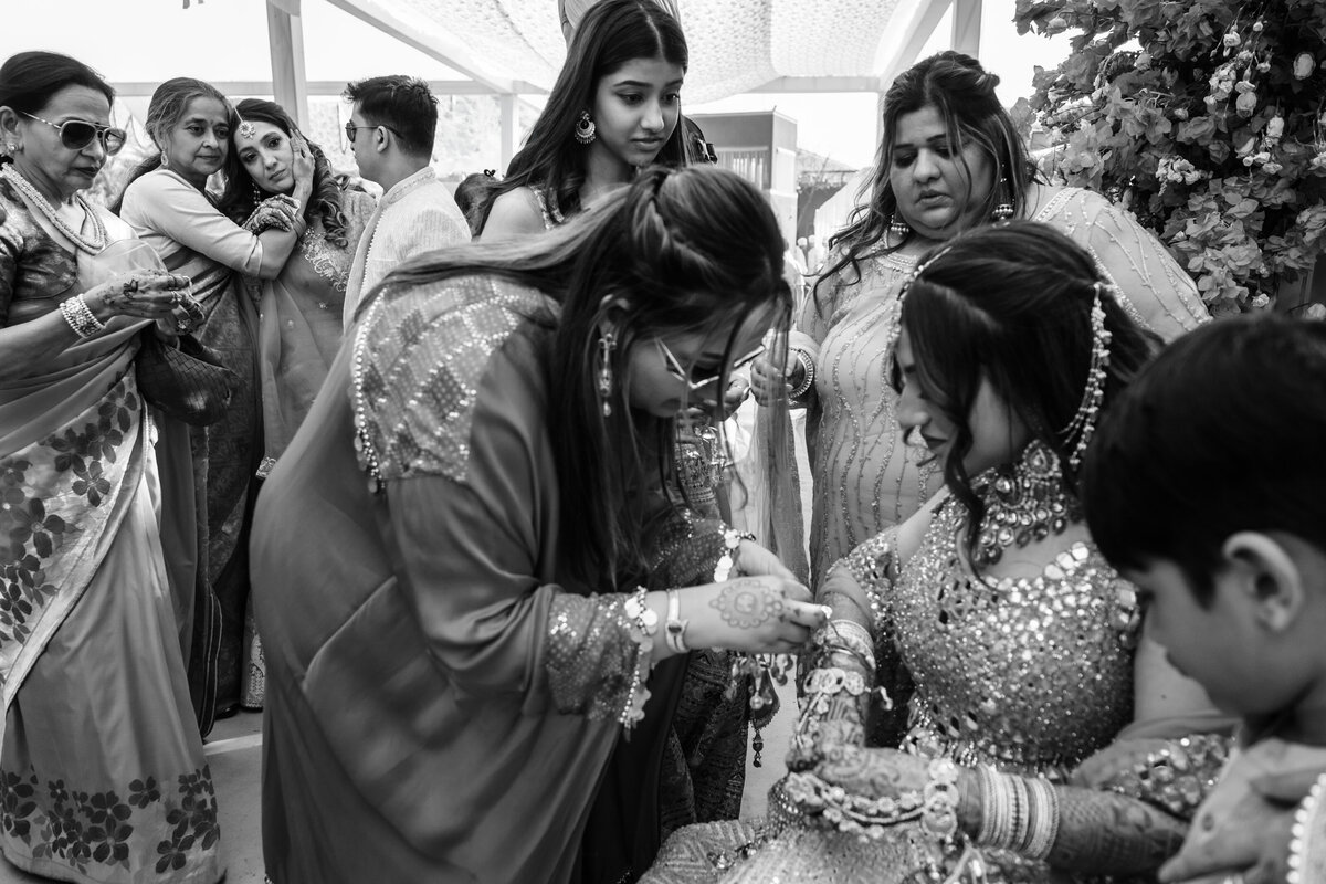 CANDID WEDDING PHOTOS | CANDID MOMENTS | PORTFOLIO | TEAM OMBRE