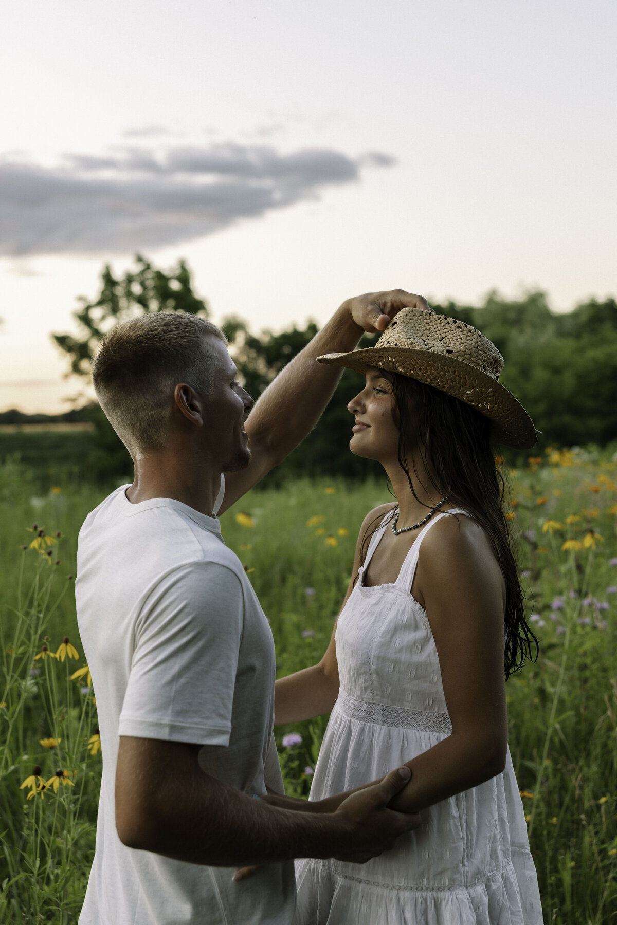 Wisconsin Couples Photographer Lake Session Destination Couples photographer_-208