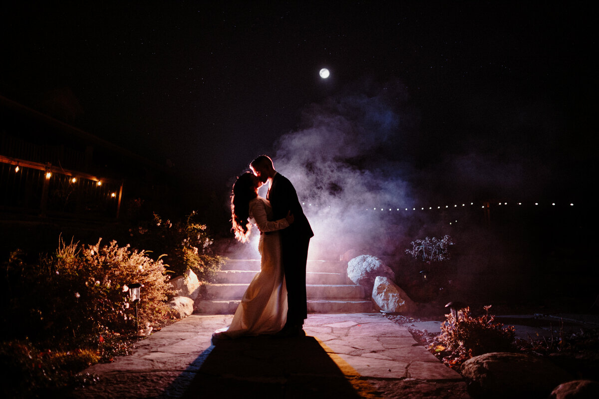 documentary-wedding-photographer-fall-wedding-at-tranquility-acres