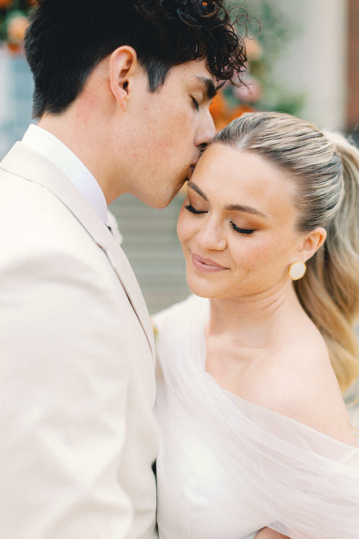 lake-como-inspired-chicago-history-museum-wedding-editorial-editorial-wedding-photography-28