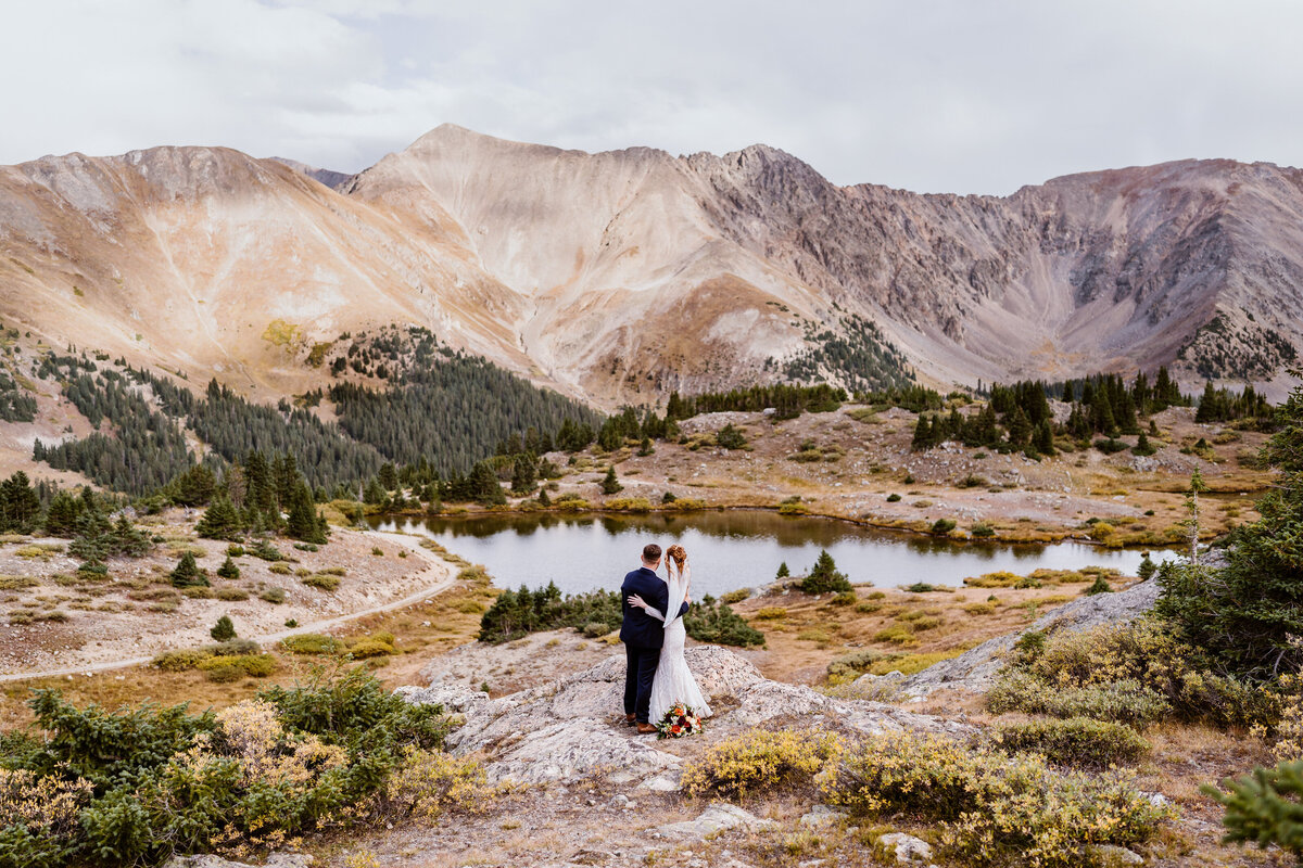 Couple elopes at Loveland Pass, Colorado with Colorado elopement photographer and videographer Alpine Vows