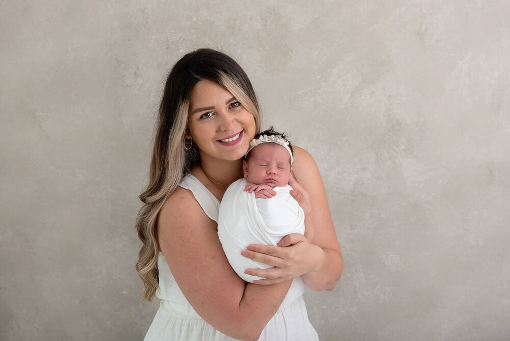 Toronto-newborn-photographer--400